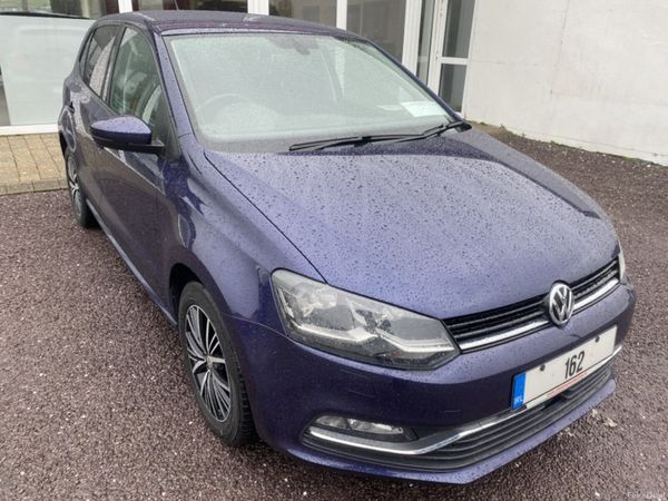 Volkswagen Polo Hatchback, Petrol, 2016, Blue