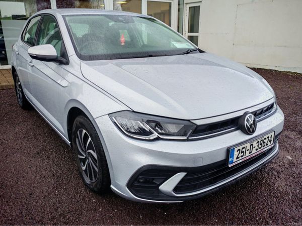 Volkswagen Polo Hatchback, Petrol, 2025, Grey