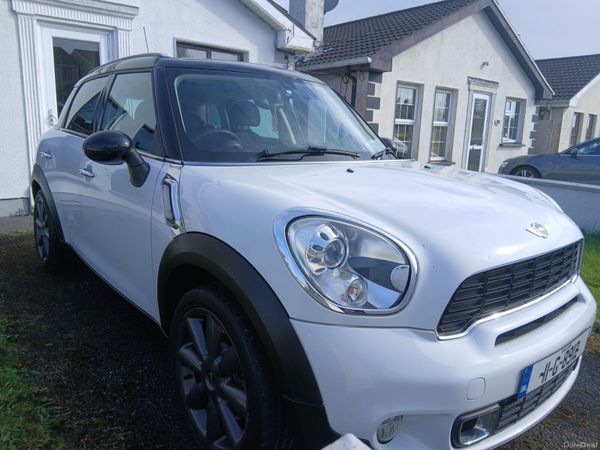 Mini Countryman Hatchback, Petrol, 2011, White