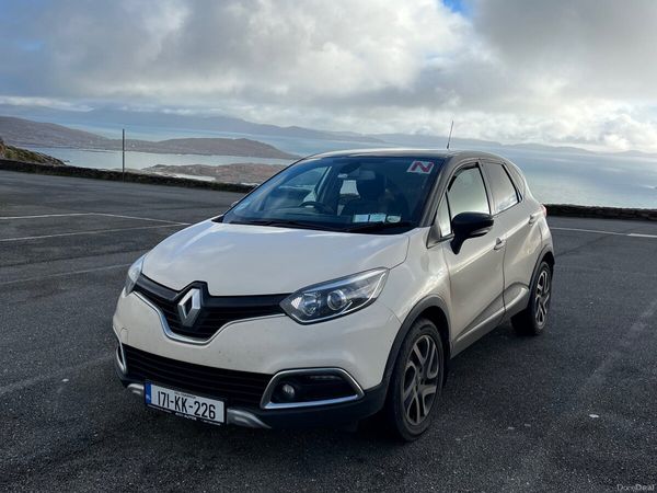 Renault Captur Hatchback, Diesel, 2017, White