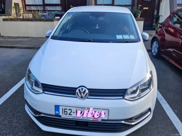Volkswagen Polo Hatchback, Petrol, 2016, White