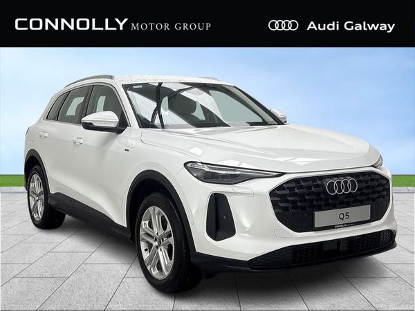 Audi Q5 SUV, Petrol Plug-in Hybrid, 2026, White
