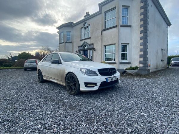 Mercedes-Benz C-Class Saloon, Diesel, 2013, White