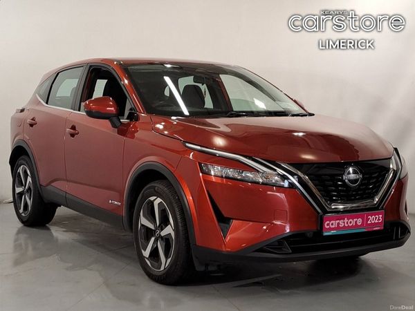 Nissan Qashqai MPV, Petrol, 2023, Red