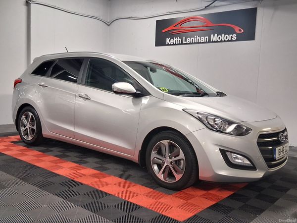 Hyundai i30 Estate/Jeep, Diesel, 2016, Silver