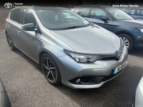 Toyota Auris MPV, Petrol Hybrid, 2018, Grey