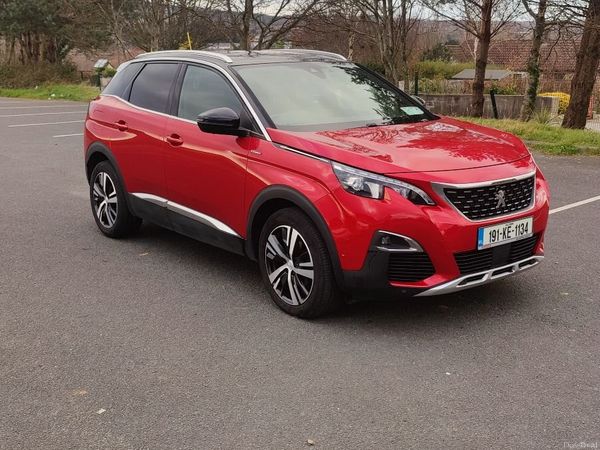Peugeot 3008 MPV, Diesel, 2019, Red