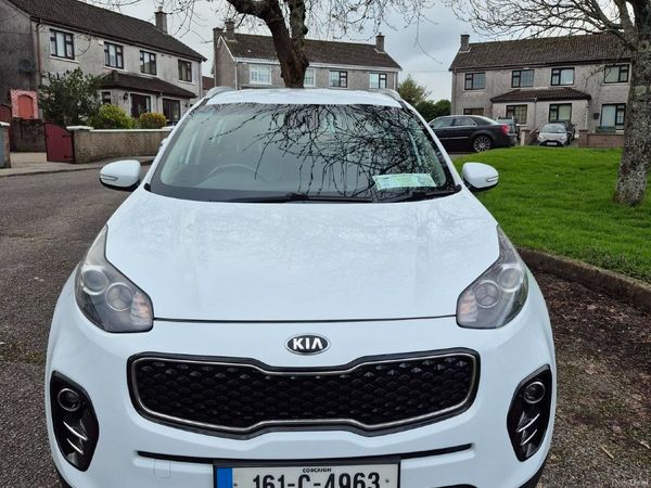 Kia Sportage SUV, Diesel, 2016, White