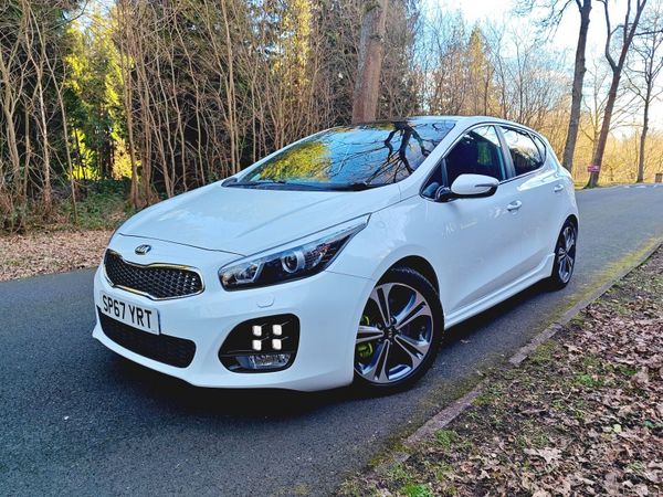 Kia Ceed Hatchback, Diesel, 2017, White