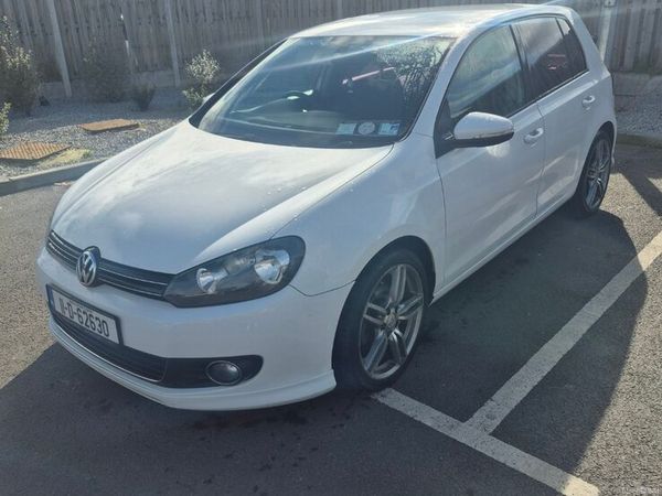 Volkswagen Golf Hatchback, Petrol, 2011, White