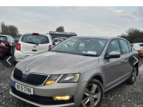 Skoda Octavia Saloon, Diesel, 2018, Grey