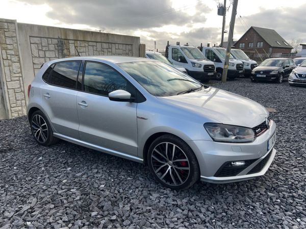 Volkswagen Polo Hatchback, Petrol, 2016, Silver