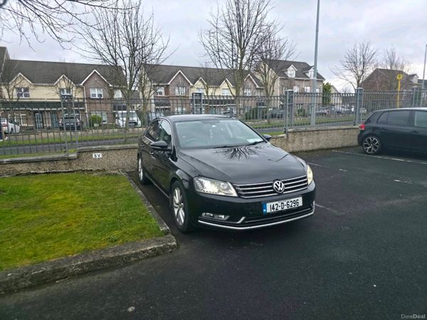 Volkswagen Passat Saloon, Diesel, 2014, Black