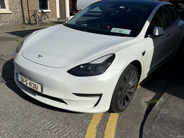 Tesla Model 3 Saloon, Electric, 2021, White