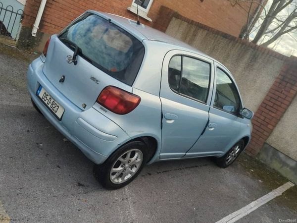 Toyota Yaris Hatchback, Petrol, 2005, Blue