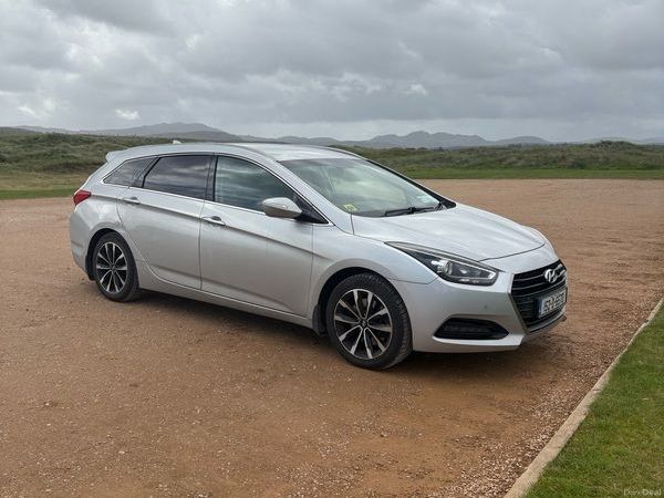 Hyundai i40 Estate/Jeep, Diesel, 2015, Silver