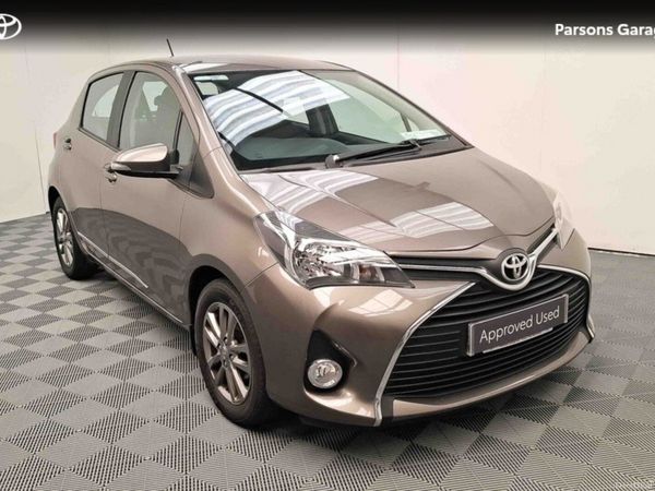 Toyota Yaris Hatchback, Petrol, 2017, Bronze