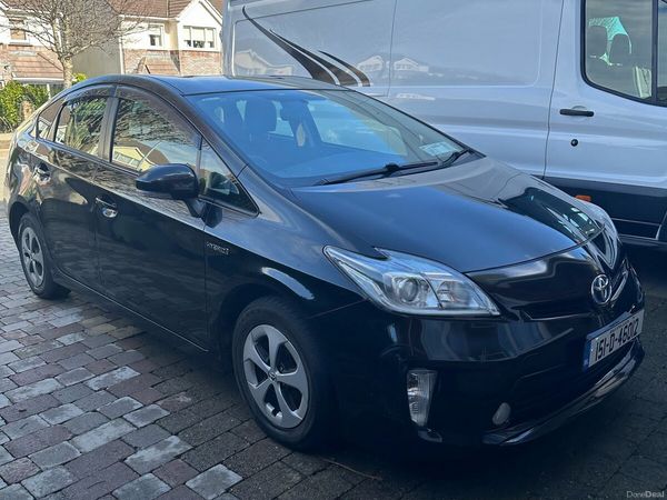 Toyota Prius Hatchback, Petrol Hybrid, 2015, Black