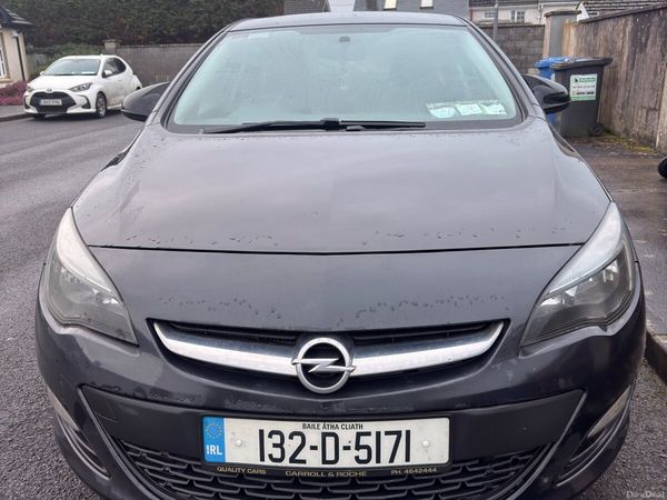 Opel Astra Saloon, Diesel, 2013, Black