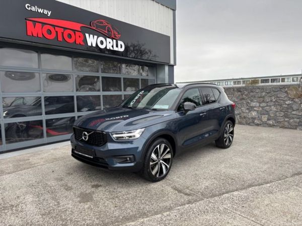 Volvo XC40 SUV, Petrol Plug-in Hybrid, 2022, Blue