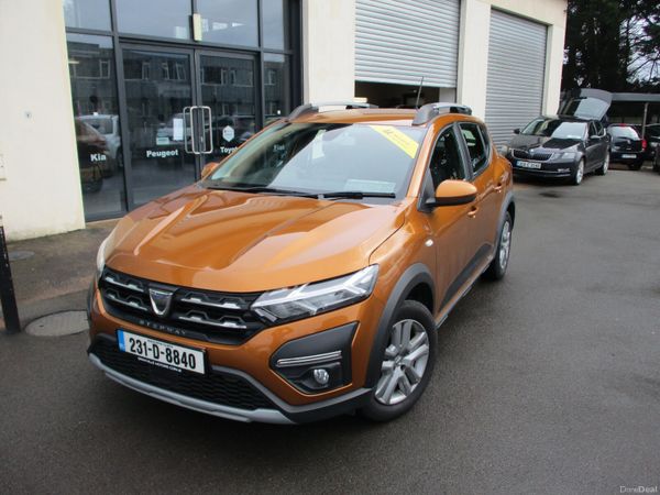 Dacia Sandero Stepway Hatchback, Petrol, 2023, Orange