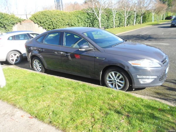Ford Mondeo Hatchback, Diesel, 2013, Grey