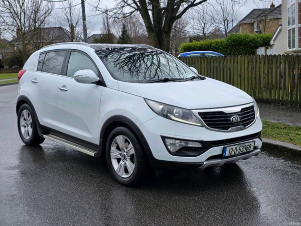 Kia Sportage SUV, Diesel, 2012, White