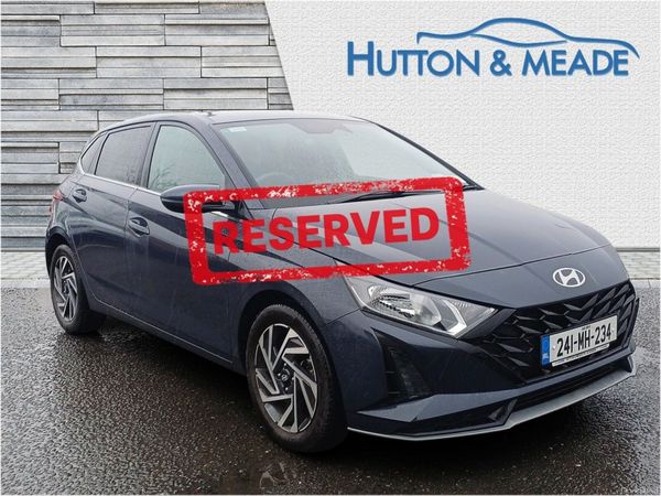 Hyundai i20 Hatchback, Petrol, 2024, Grey
