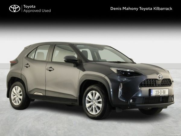 Toyota Yaris Cross Hatchback, Petrol Hybrid, 2023, Grey