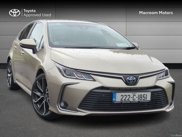 Toyota Corolla Saloon, Petrol Hybrid, 2022, Yellow