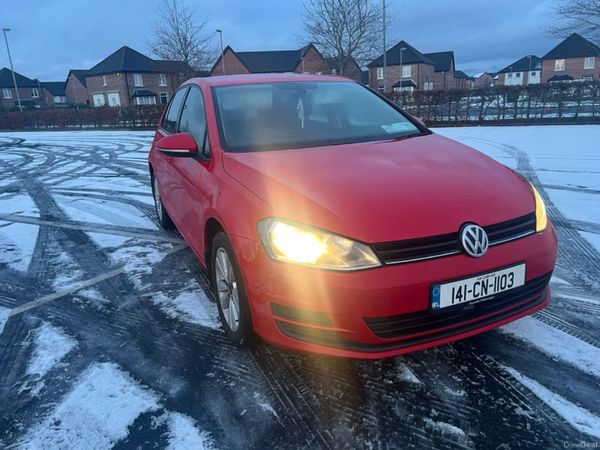 Volkswagen Golf Hatchback, Diesel, 2014, Red