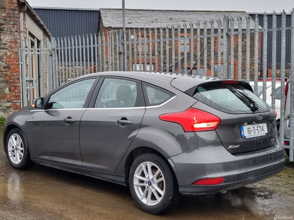 Ford Focus Hatchback, Petrol, 2016, Grey