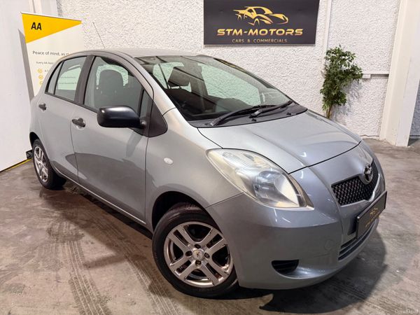 Toyota Yaris Hatchback, Petrol, 2007, Silver