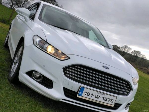 Ford Mondeo Hatchback, Diesel, 2016, White