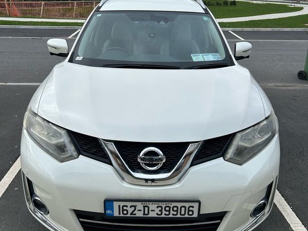 Nissan X-Trail SUV, Petrol Plug-in Hybrid, 2016, White