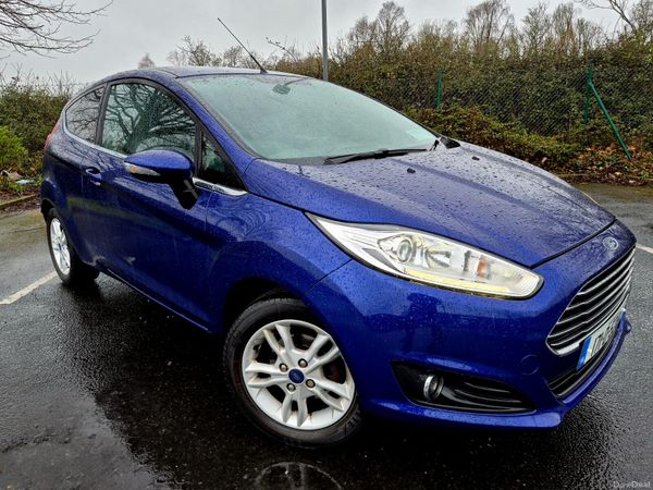 Ford Fiesta Hatchback, Petrol, 2017, Blue