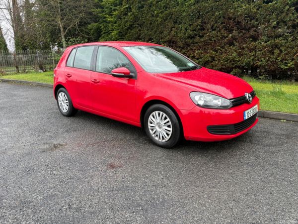 Volkswagen Golf Hatchback, Petrol, 2010, Red