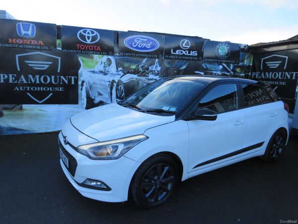 Hyundai i20 Hatchback, Petrol, 2015, White
