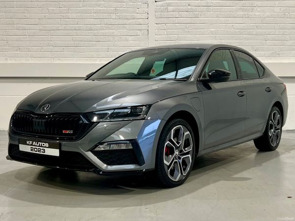 Skoda Octavia Hatchback, Petrol Plug-in Hybrid, 2023, Grey