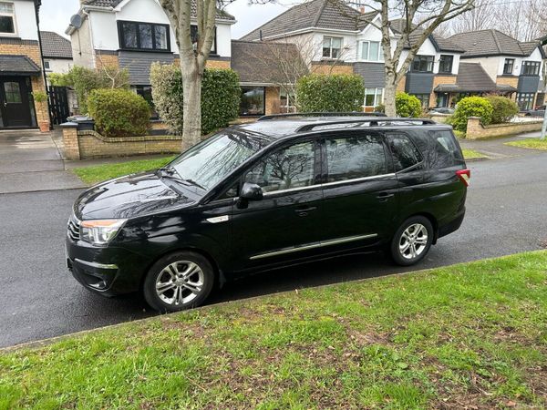 SsangYong Rodius MPV, Diesel, 2016, Black