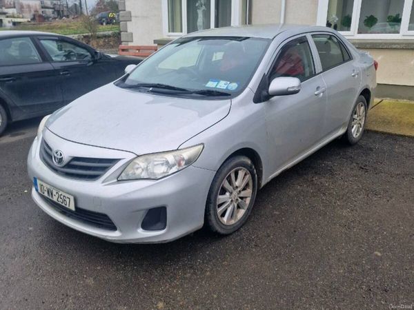 Toyota Corolla Saloon, Diesel, 2010, Silver
