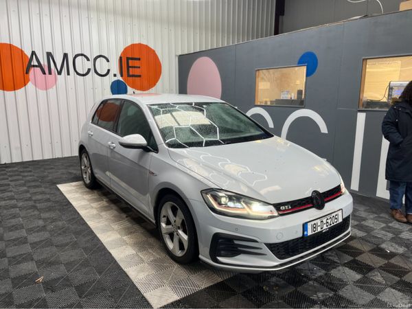 Volkswagen Golf Hatchback, Petrol, 2018, White