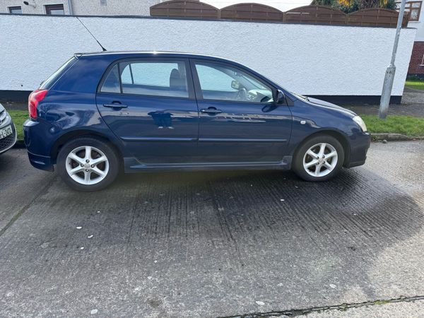 Toyota Corolla Hatchback, Petrol, 2006, Blue