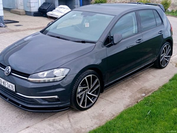 Volkswagen Golf Hatchback, Diesel, 2019, Grey
