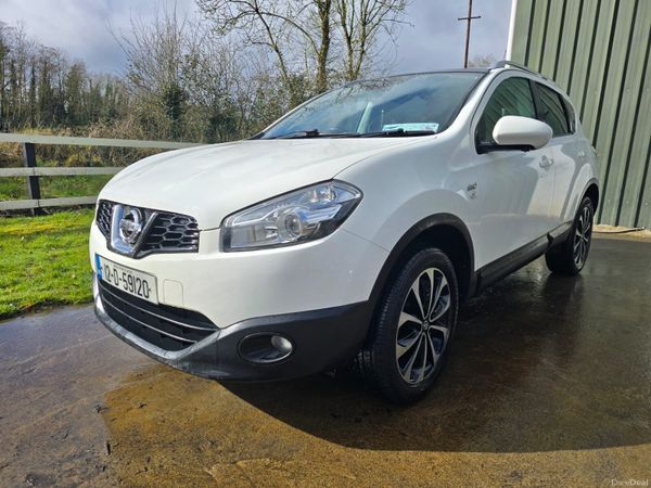 Nissan Qashqai Hatchback, Diesel, 2012, White