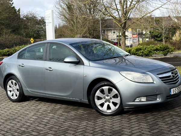Opel Insignia Saloon, Diesel, 2011, Silver