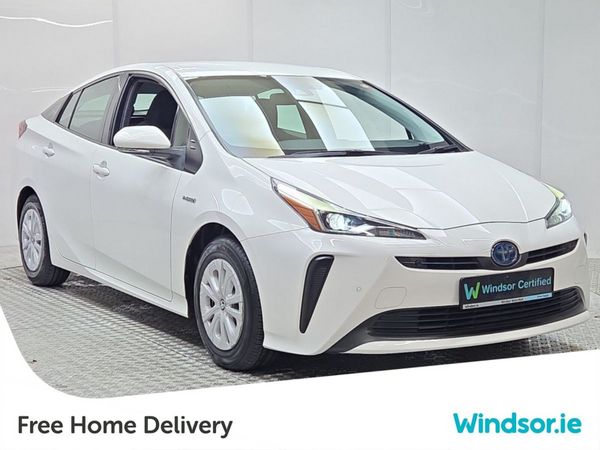 Toyota Prius Hatchback, Petrol Hybrid, 2021, White