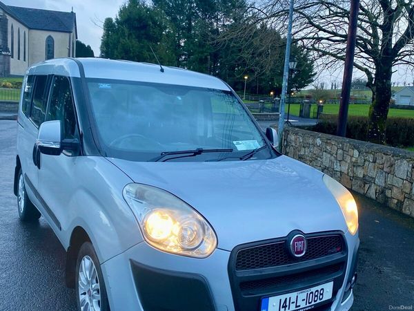 Fiat Doblo MPV, Diesel, 2014, Grey