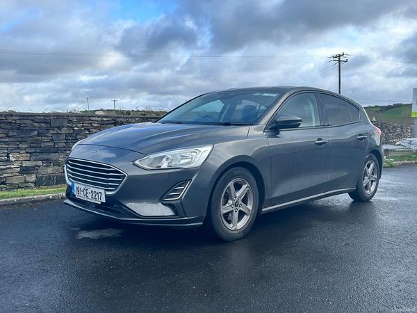 Ford Focus Hatchback, Petrol, 2019, Grey