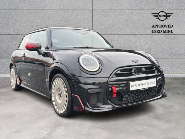 Mini Cooper Hatchback, Petrol, 2025, Black